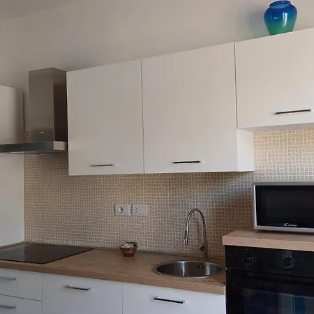 Casa Perlamare Holiday home *