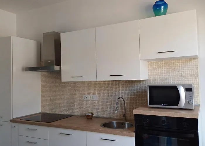 Casa Perlamare Holiday home *